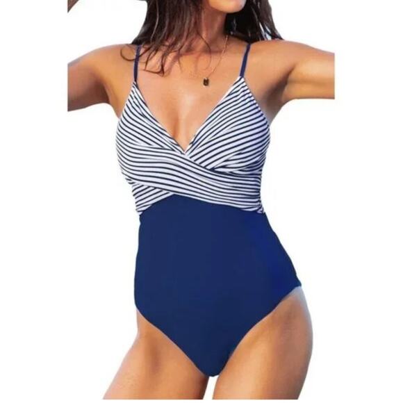 Cupshe Other - Cupshe One piece swimsuit